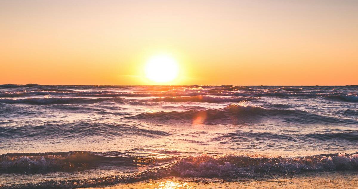 Plage tropicale de Casamance au Sénégal